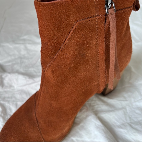 TOMS Lunata Suede Fringe Cognac Brown Bootie Womens Size 9 Boho Cowgirl Chic - Picture 14 of 15